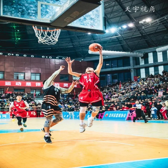 布云朝克特突破背后：未来篮球新星的成长之路